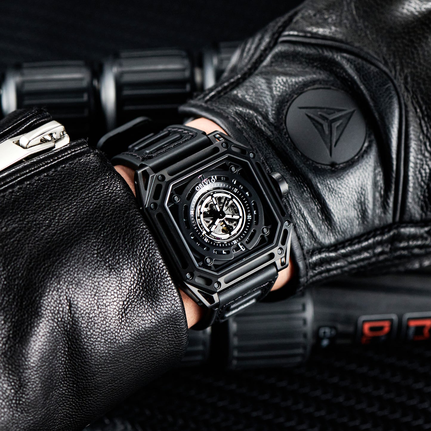 【OBLVLO】Mechanic Series Automatic Skeleton Wristwatch with Rubber Strap - Black